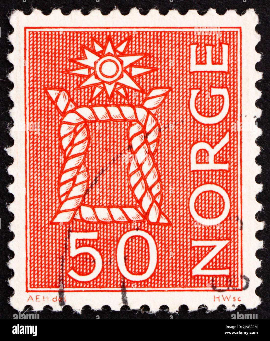 NORUEGA - ALREDEDOR de 1962: Un sello impreso en Noruega muestra Knot de Boatswain, alrededor de 1962 Foto de stock