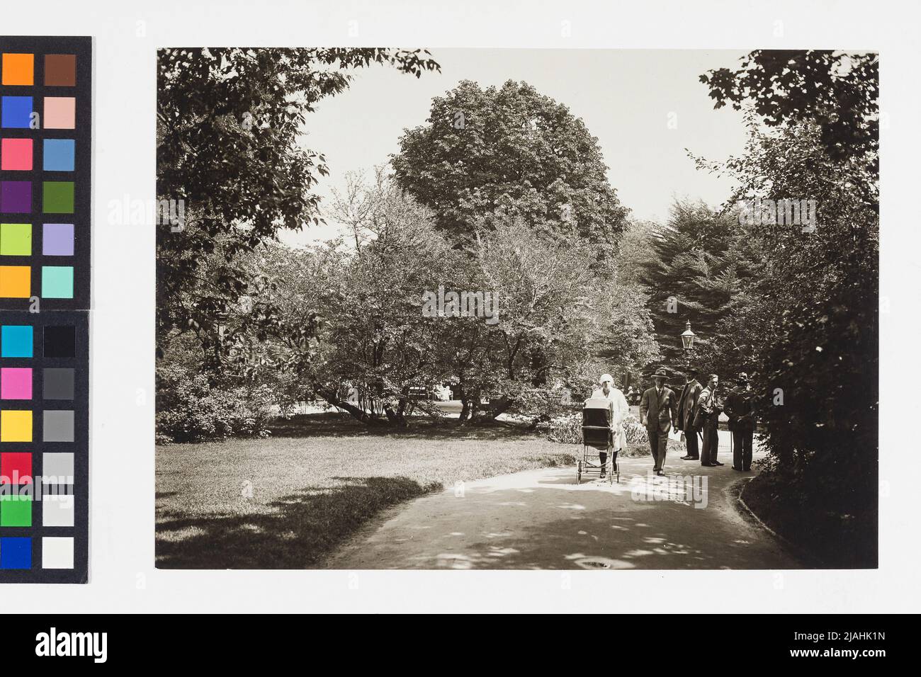 1st, parque del ayuntamiento. Martin Gerlach jun. (1879-1944), fotógrafo Foto de stock