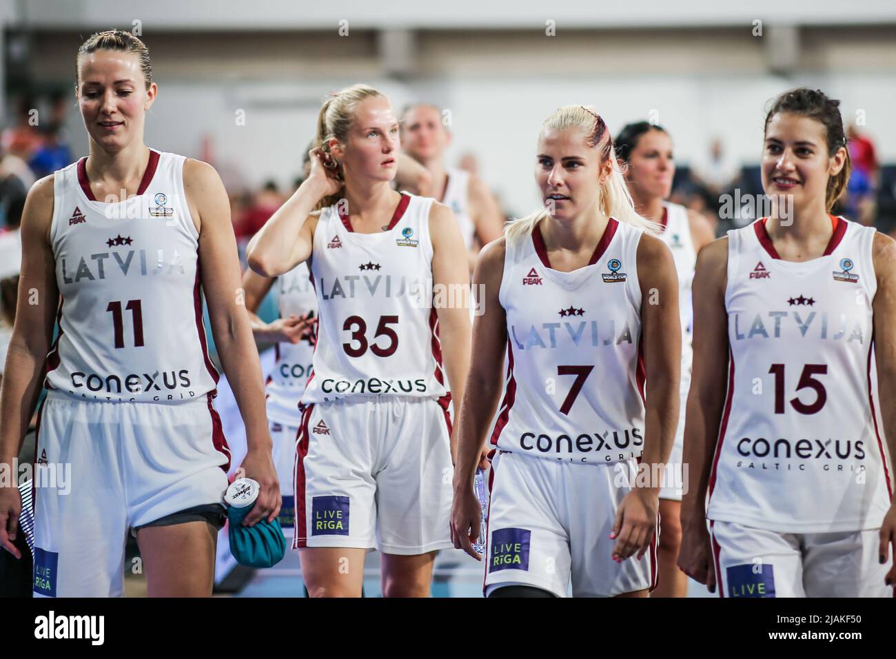 Baloncesto letonia fotografías e imágenes de alta resolución - Alamy