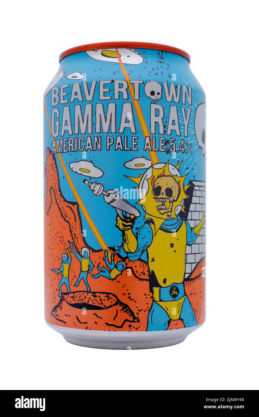 lata de rayo gamma de beavertown americano pale ale cortado en fondo blanco Foto de stock