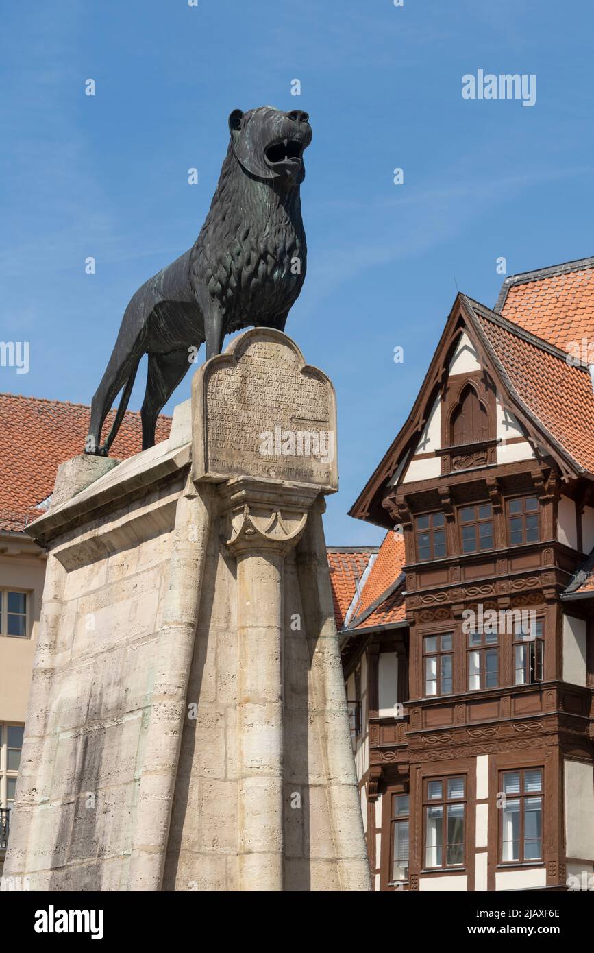 Braunschweig, „Braunschweiger Löwe“ (Kopie) auf dem Burgplatz Foto de stock