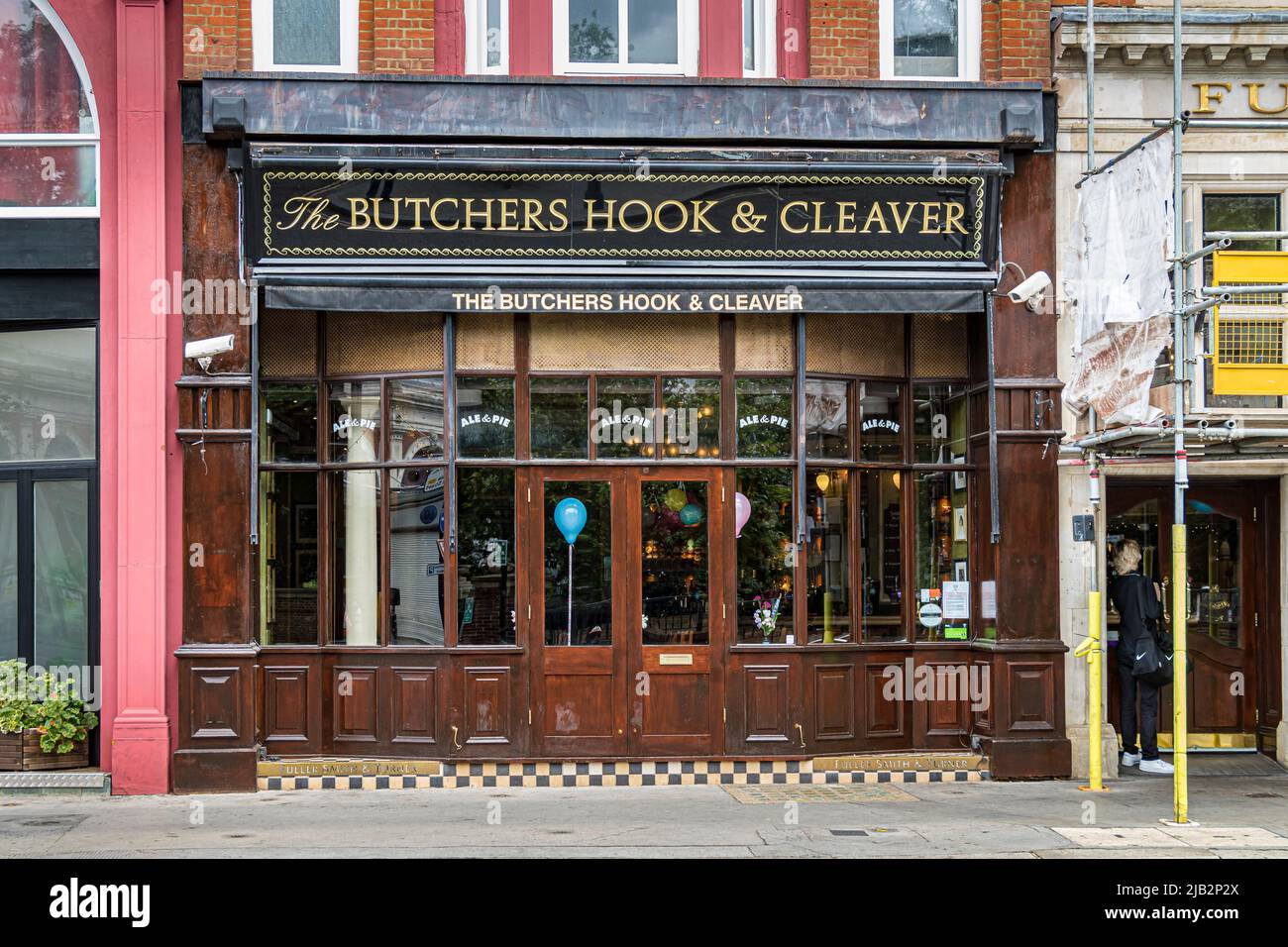 The Butchers Hook & Cleaver Un pub situado justo al lado del famoso mercado de la carne Smithfield en Londres, Smithfield, EC1 Foto de stock