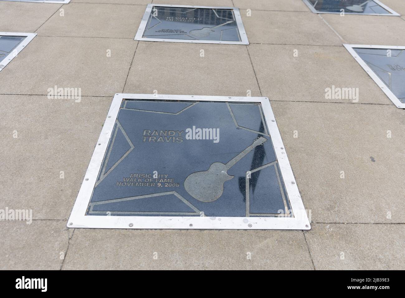 Nashville, TN - 5 de marzo de 2022: La estrella Randy Travis en el Paseo de la Fama de la Ciudad de la Música. Foto de stock