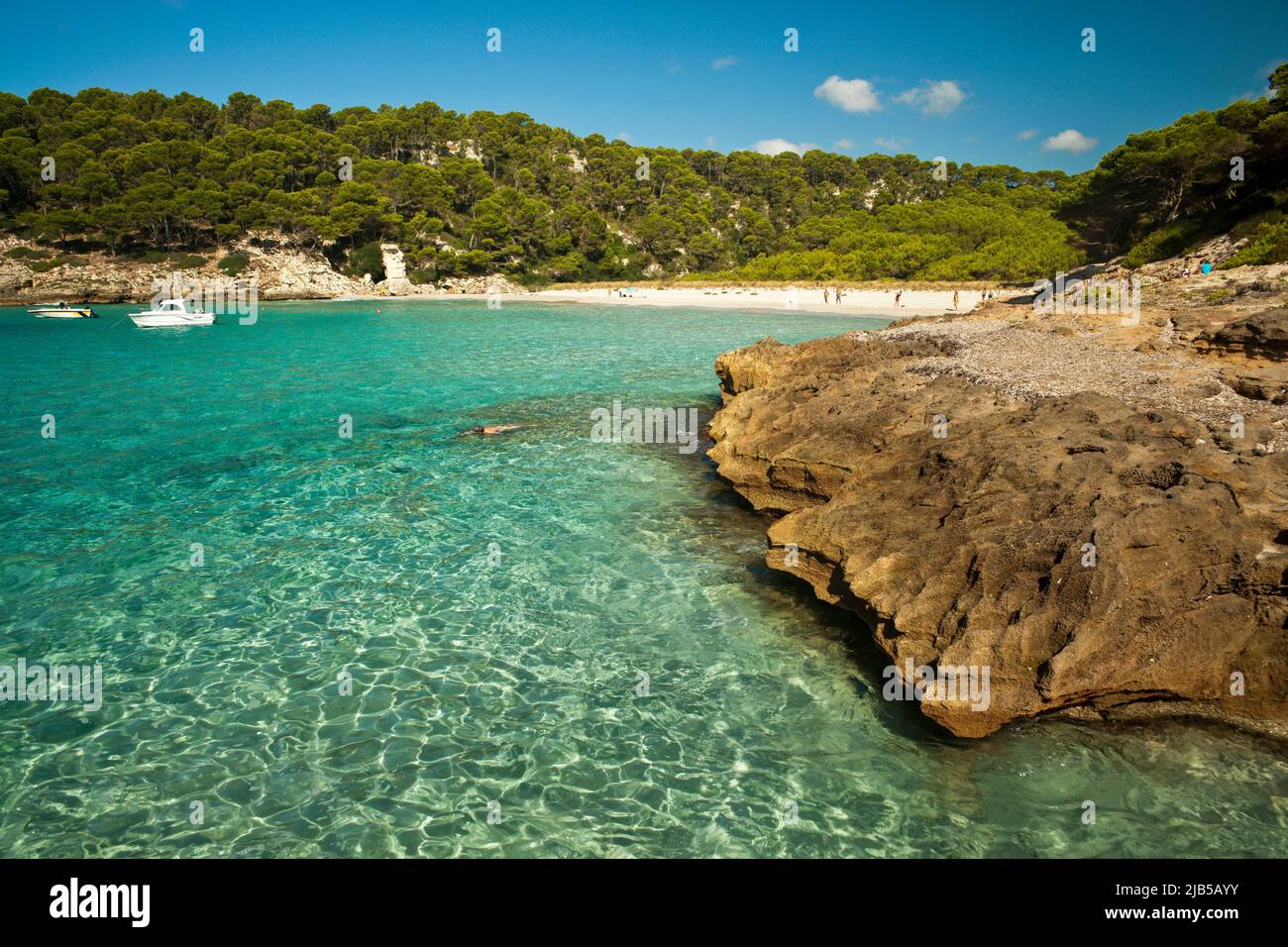 Cala trebaluger minorca fotografías e imágenes de alta resolución - Alamy
