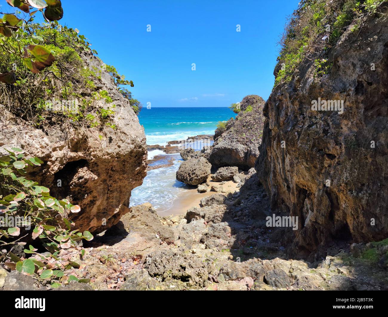 Playa de guajataca fotografías e imágenes de alta resolución - Alamy