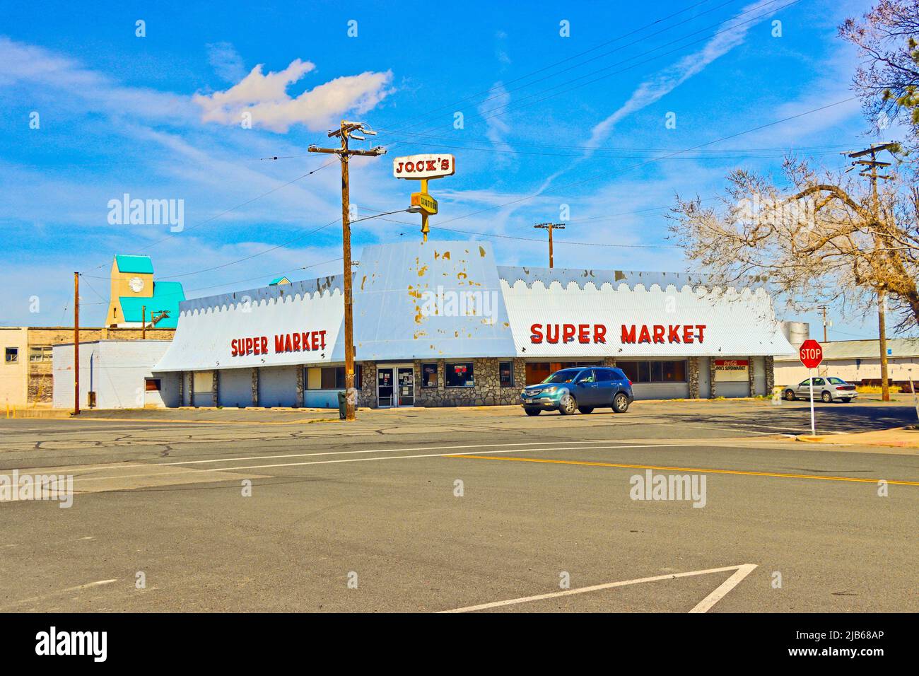 Supermercado en Tulelake, California. Foto de stock