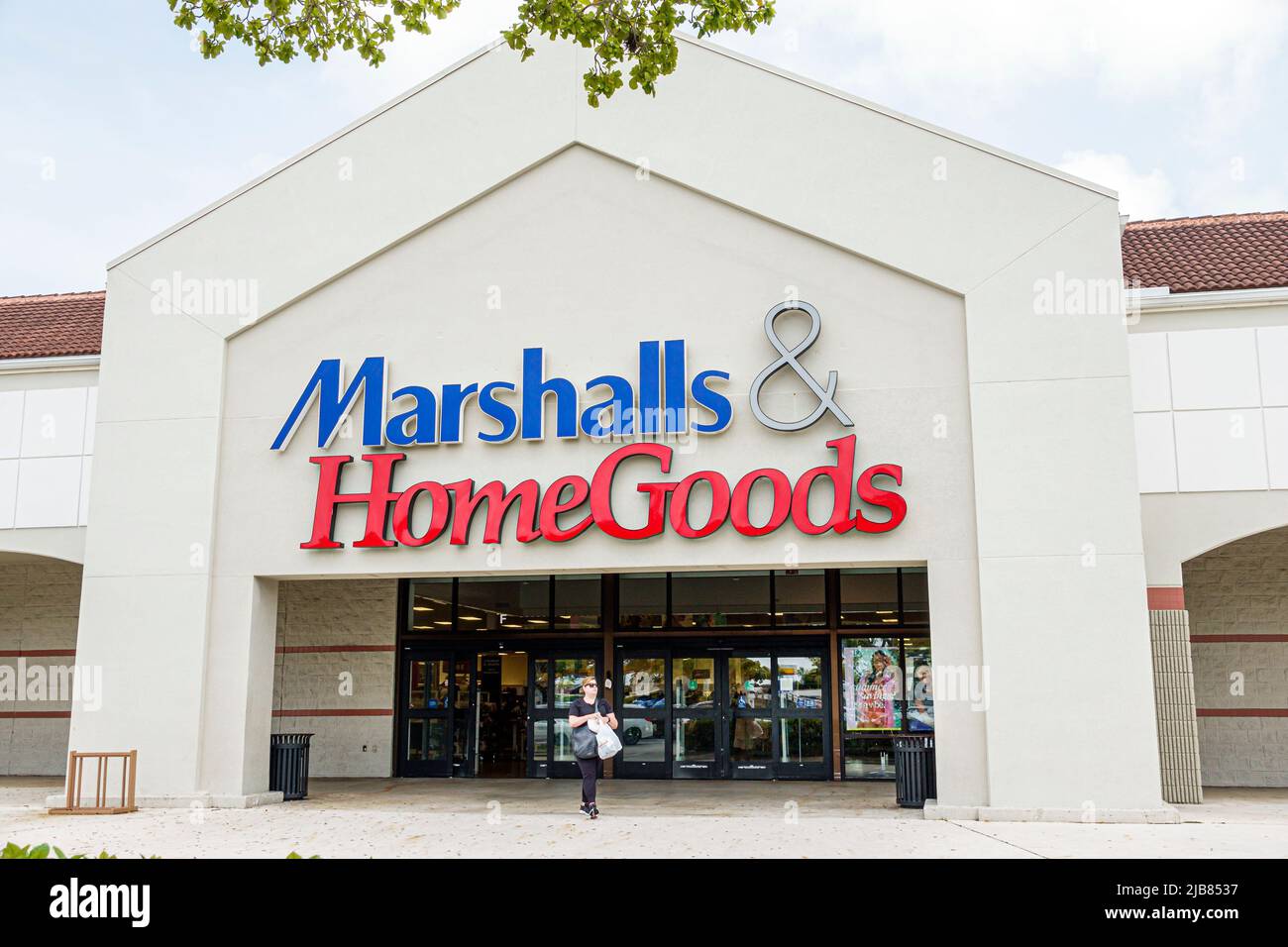 Aventura Florida Miami, Marshalls & HomeGoods descuento tienda por departamentos decoración hogar compras, fuera de la entrada exterior Foto de stock