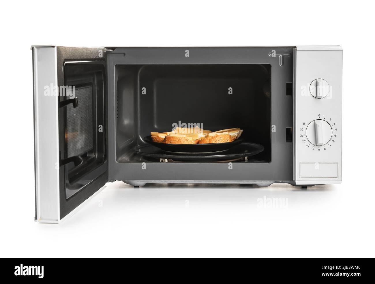 Microwave oven open Imágenes recortadas de stock - Página 2 - Alamy