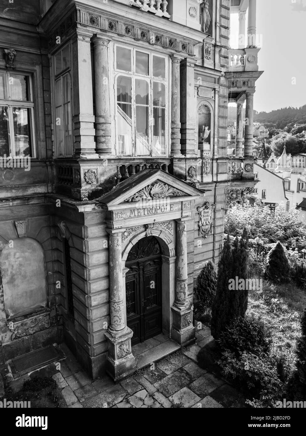 Casa Dum Metropole Antiguo edificio en Carlsbad o Karlovy Vary, Bohemia, República Checa Foto de stock