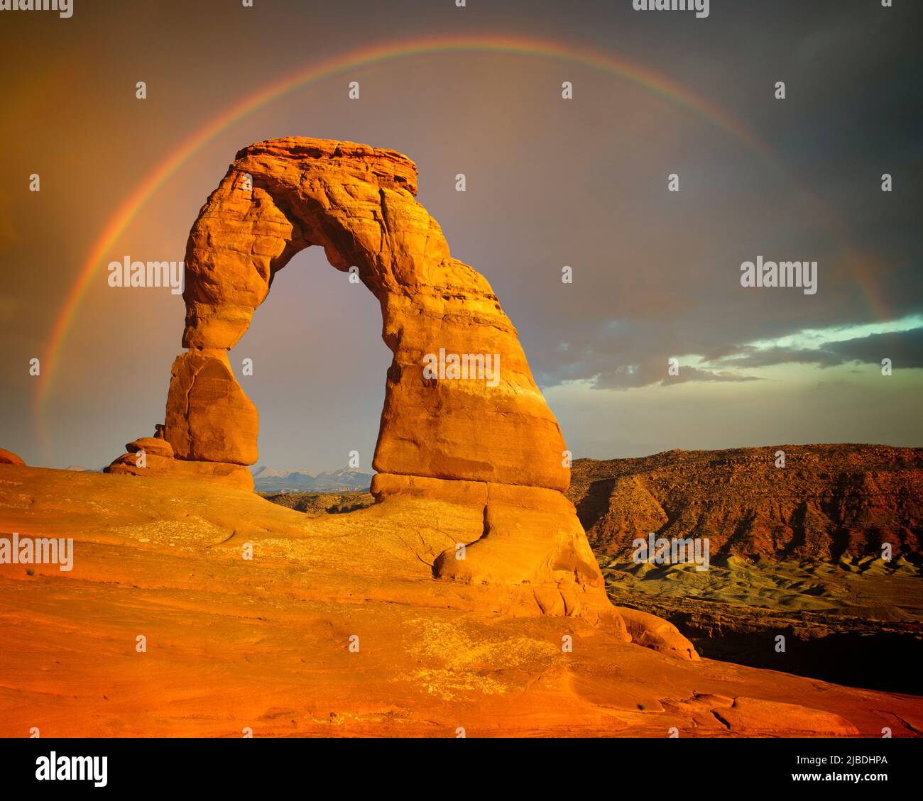 EE.UU. - UTAH: Delicado Arco en el Parque Nacional Arches cerca de Moab en el Condado de Grand Foto de stock