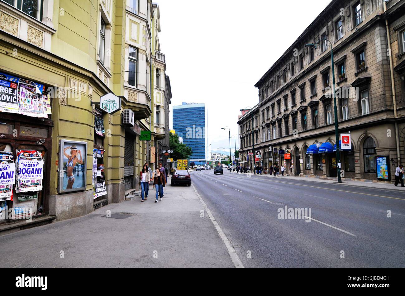 Cambio del paisaje urbano en Sarajevo, Bosnia y Herzegovina. Foto de stock
