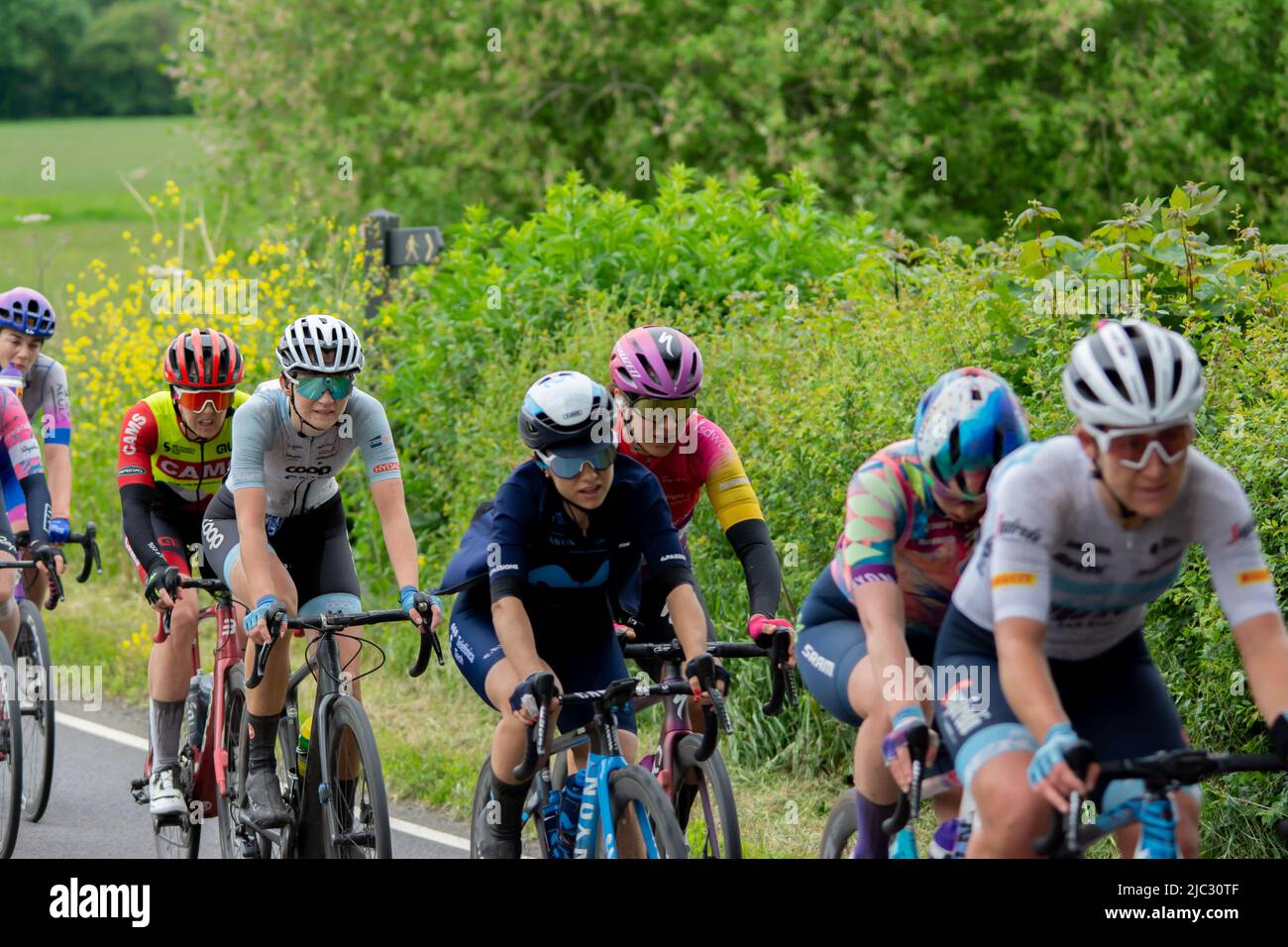 La gira del ciclo femenino en el reino unido 2022, etapa 4 entre Wrexham y Welshpool Wales. Imágenes capturadas cerca de Montgomery Nr Welshpool. Foto de stock