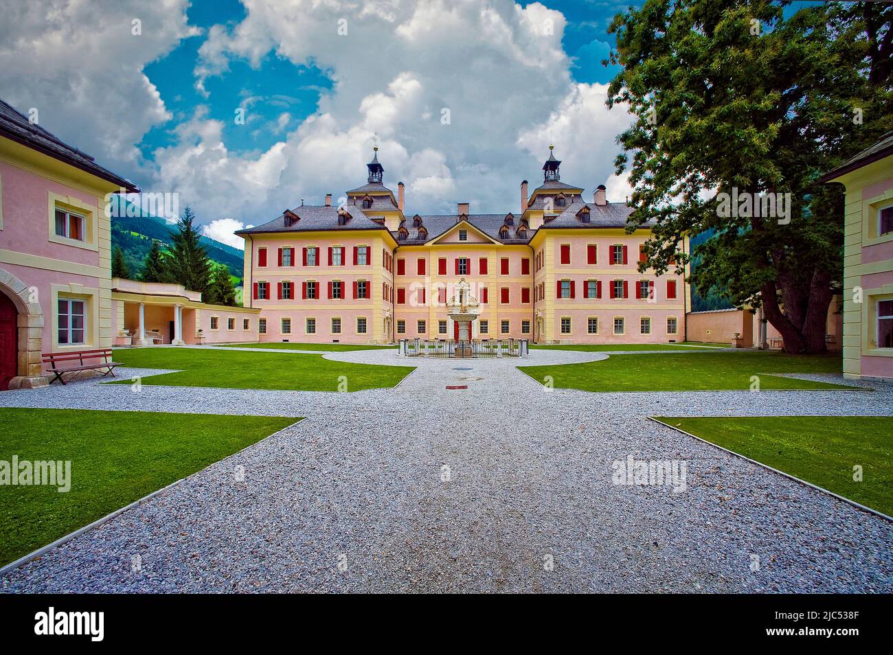 Italia Tirol del Sur Val Ridanna Mareta Wolfsthurn castillo Foto de stock