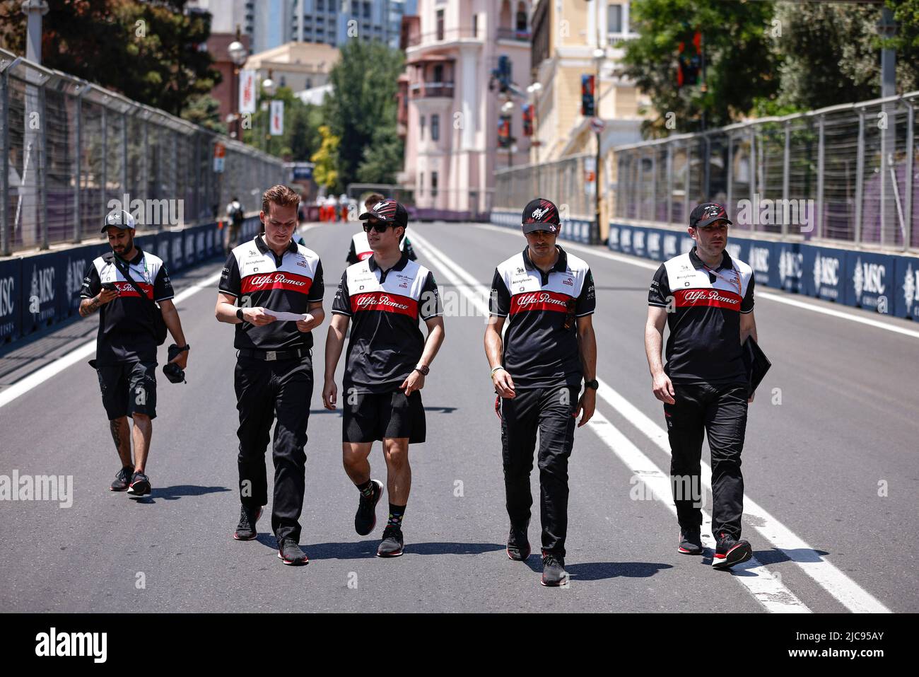 Bakú, Azerbaiyán. 9th de junio de 2022. #24 Guanyu Zhou (CHN, Alfa Romeo F1 Team ORLEN), F1 Gran Premio de Azerbaiyán en el Circuito de la Ciudad de Bakú el 9 de junio de 2022 en Bakú, Azerbaiyán. (Foto por DOS) Crédito: dpa/Alamy Live News Foto de stock