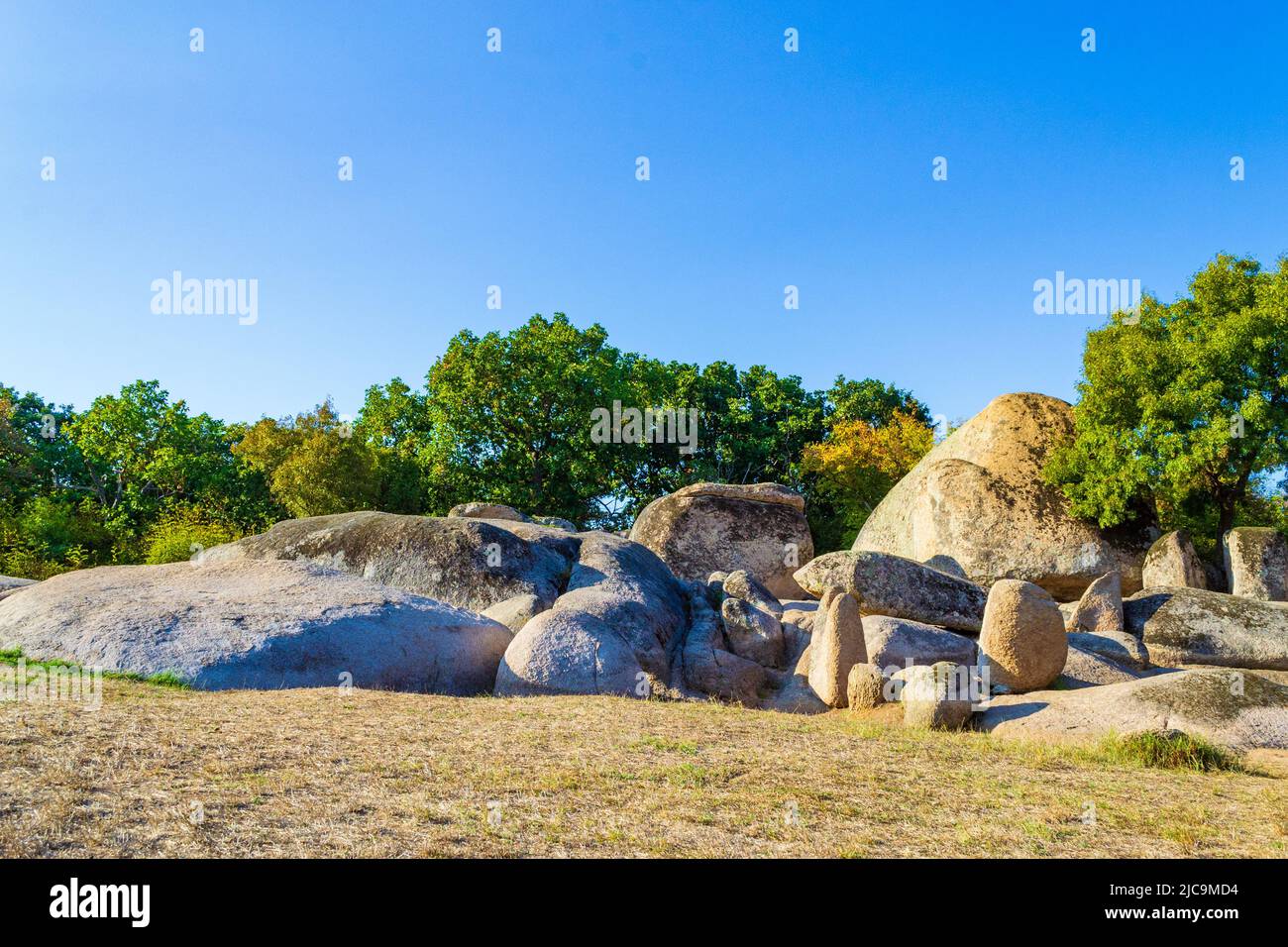 Beglik Tashsantuario rupestre prehistórico situado en la costa sur del