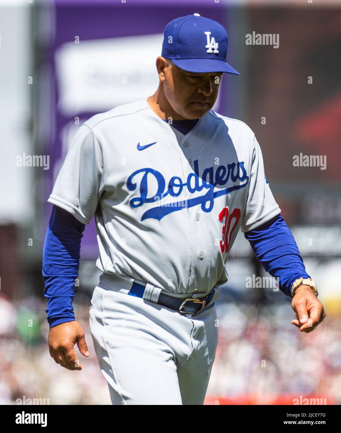 Dave Roberts lo vuelve a hacer: Saca al Mexicano Julio Urías con 5 entradas  de 1 hit, 65 lanzamientos y juego empatado a cero - Noticias Barquisimeto