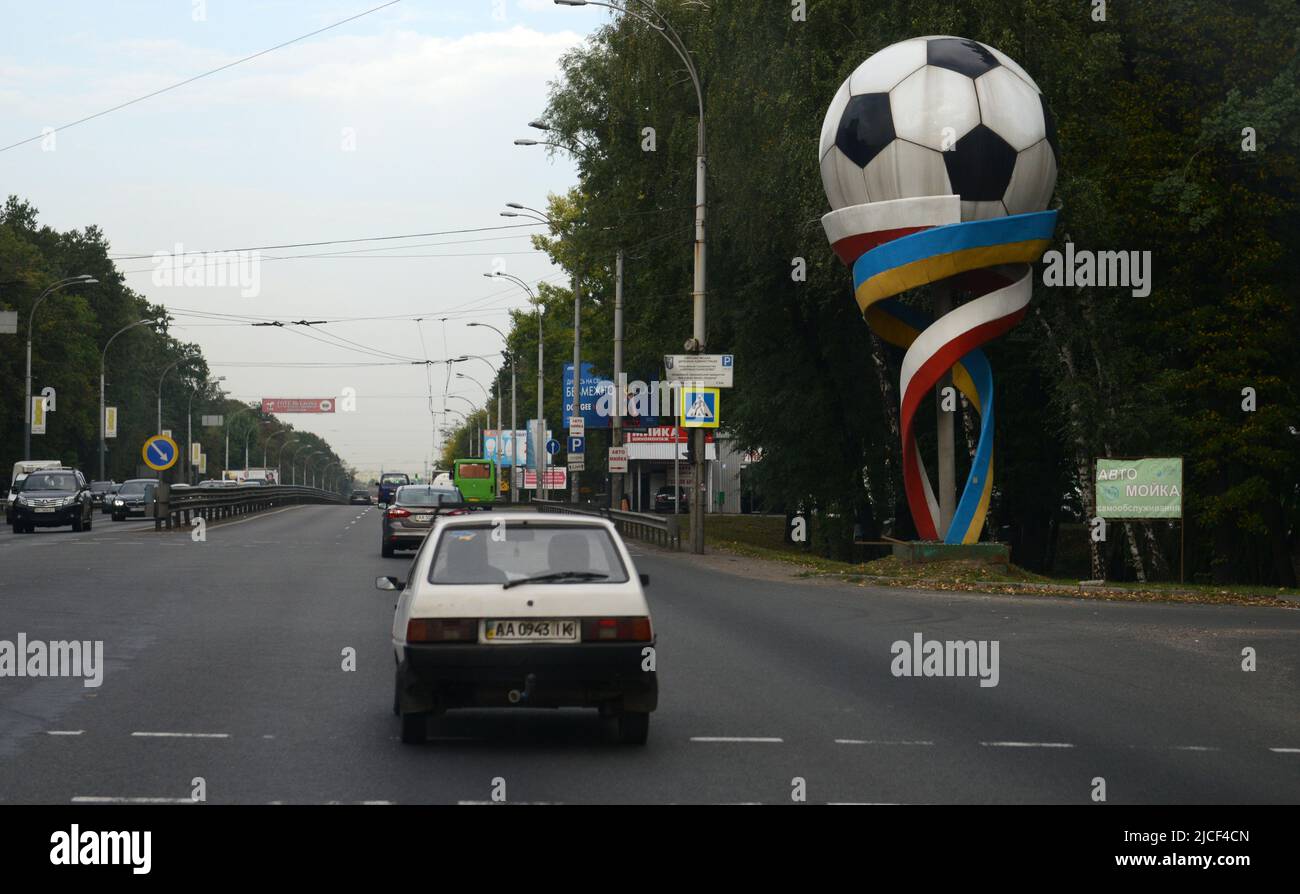 Conduciendo hacia Kiev, Ucrania. Foto de stock