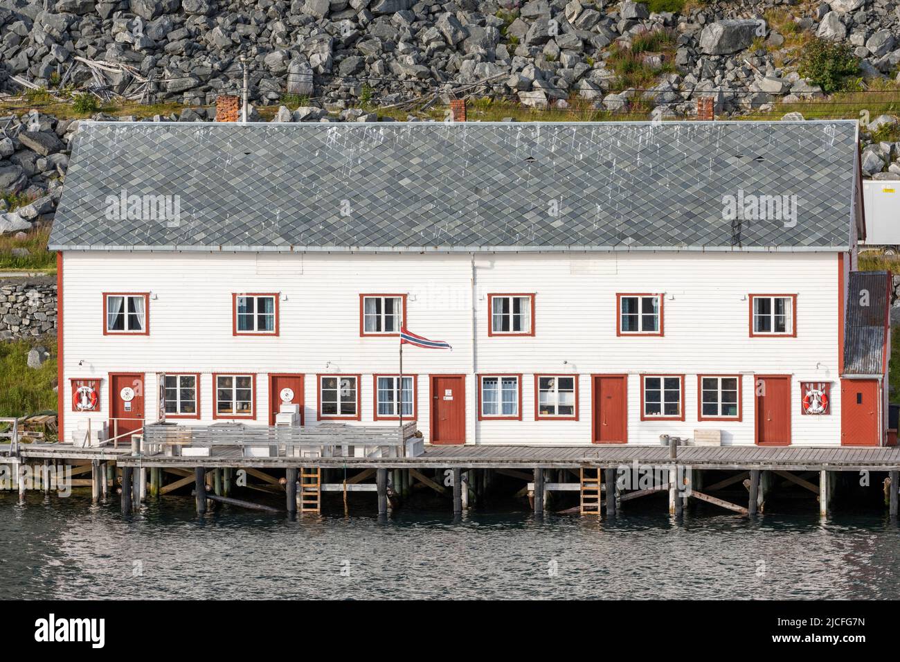 Noruega, Troms og Finnmark, Kjøllefjord, casas de campo. Foto de stock
