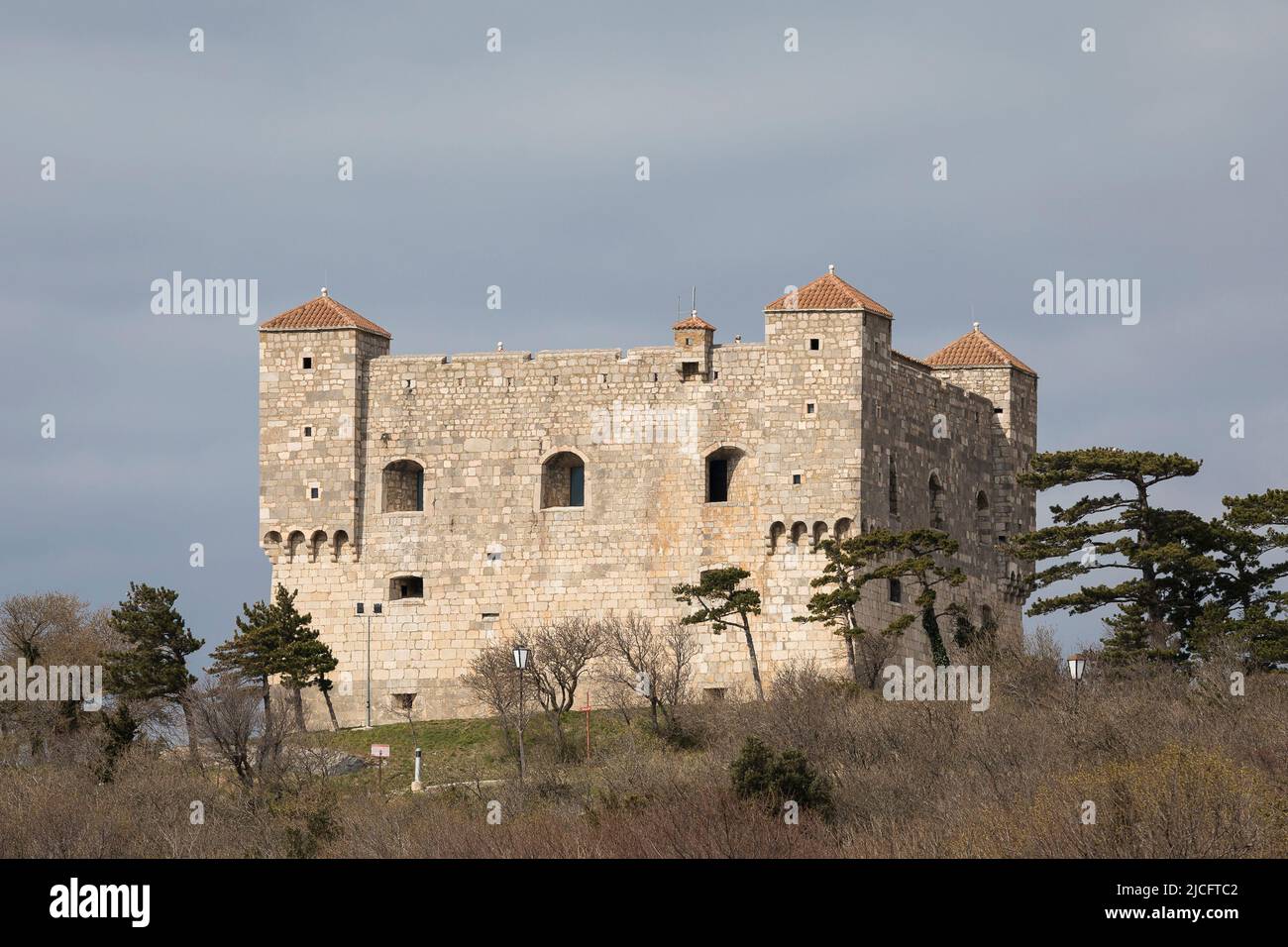 Fortaleza de Nehaj en Senj, Condado de Lika-Senj, Croacia, Europa Foto de stock