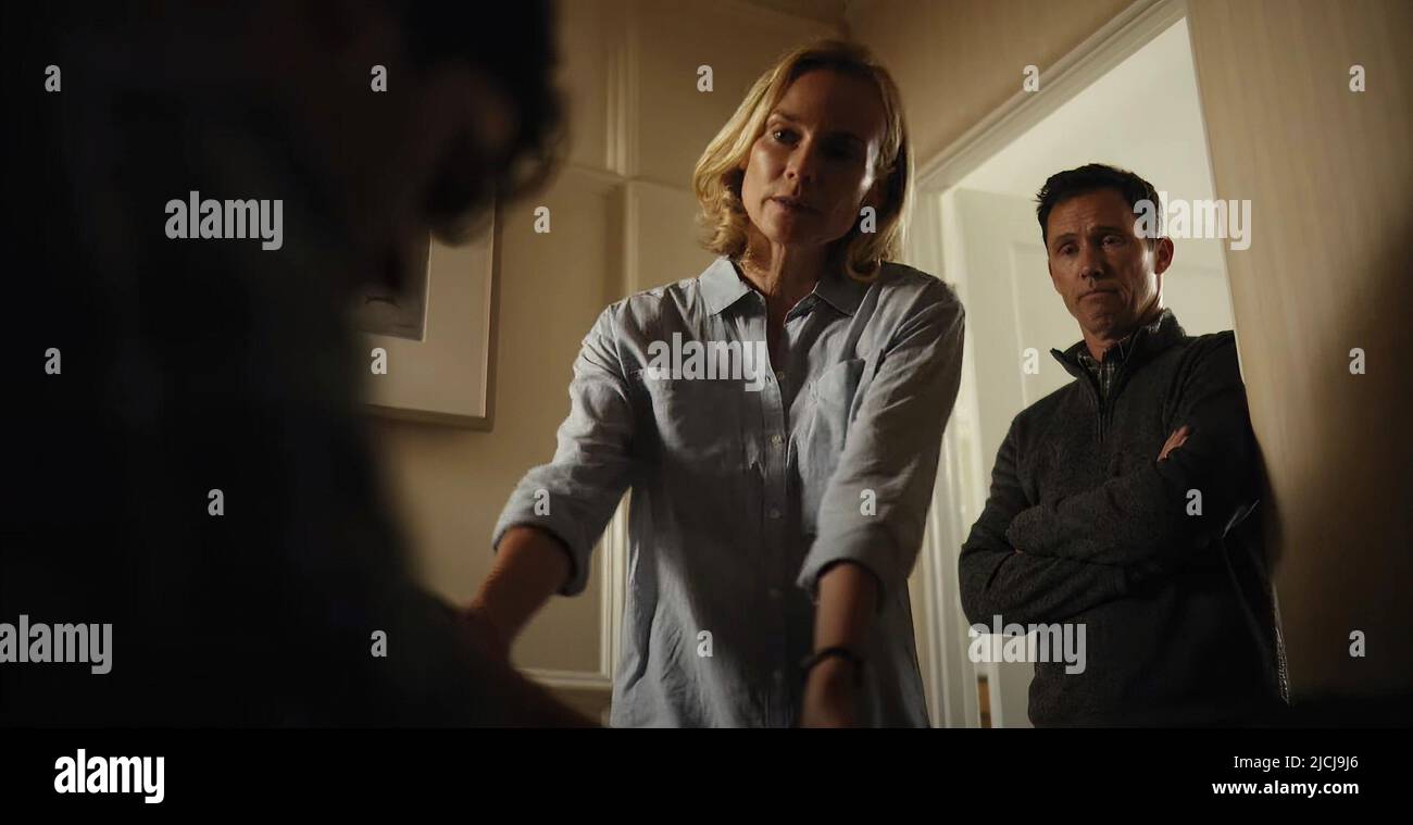 PRIMER AMOR, desde la izquierda El héroe Fiennes Tiffin, Diane Kruger