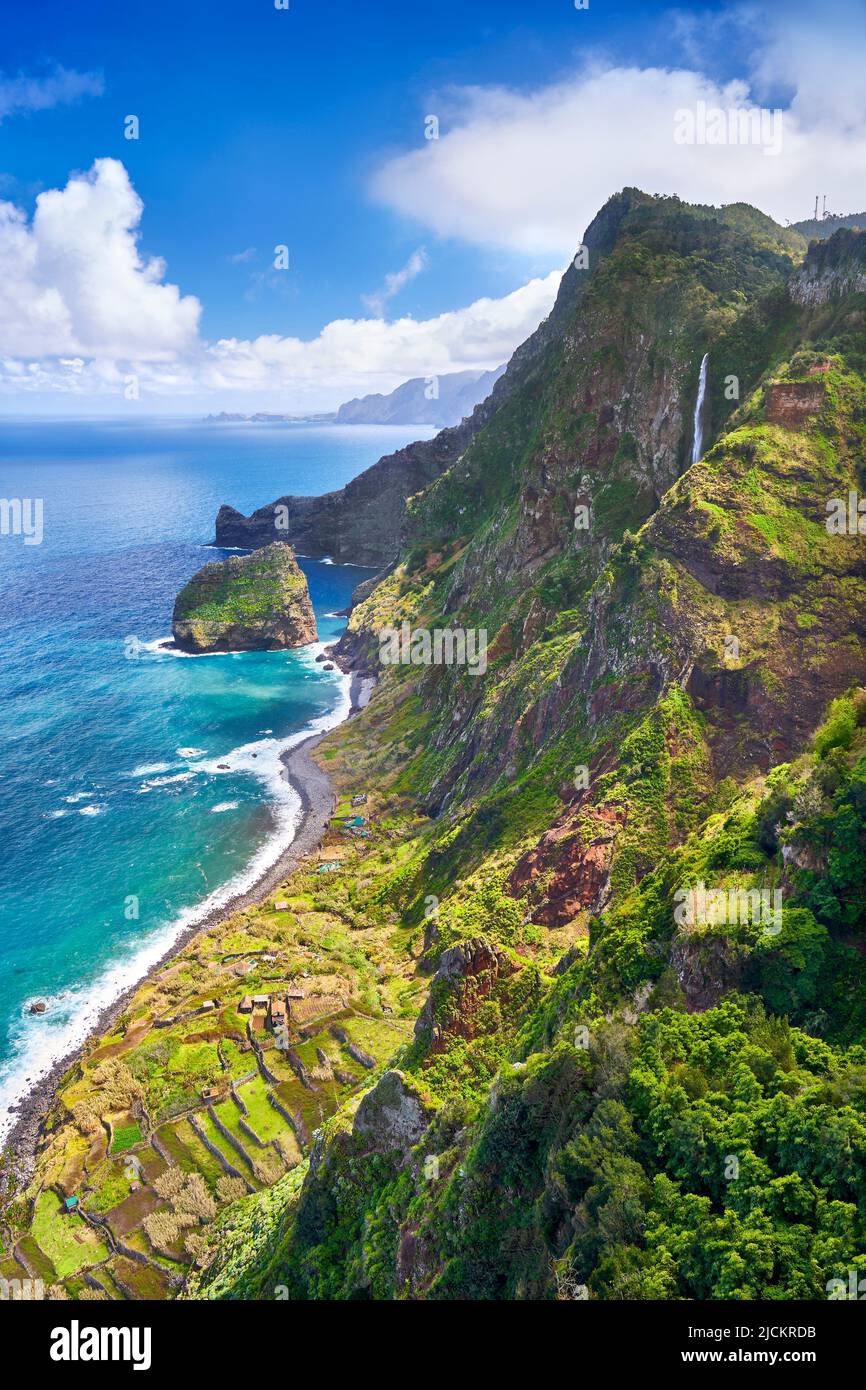 Costa norte de la isla de Madeira, Portugal Foto de stock