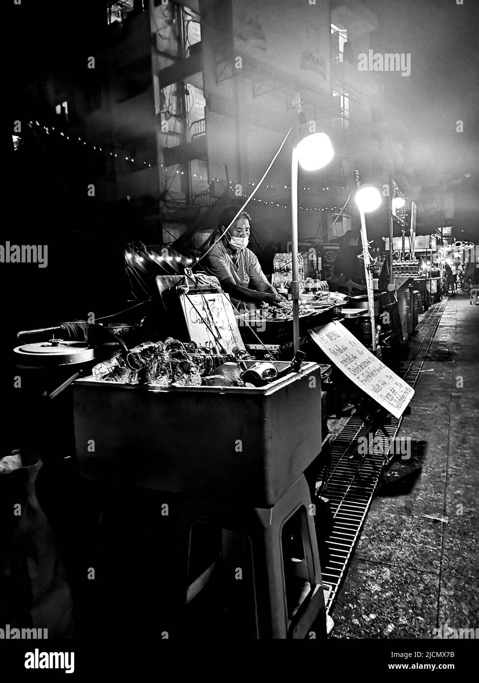 Mercado nocturno, Khao San Road, Bangkok Foto de stock