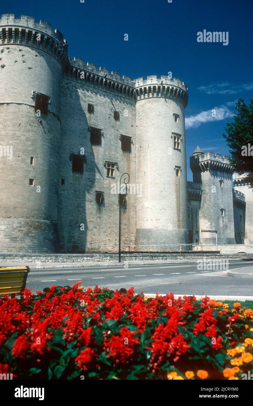 El castillo en 1980, Tarascon, Bouches-du-Rhône, Francia Foto de stock