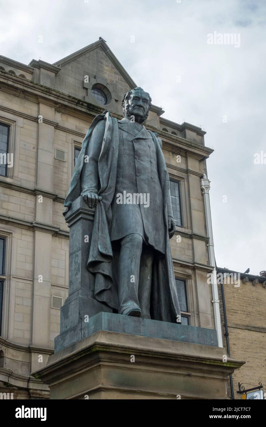 Estatua de Sir Mathew Wilson, 1st Baronet DL, un terrateniente inglés y político liberal (por Albert Bruce-Joy), Skipton, North Yorkshire, Reino Unido. Foto de stock