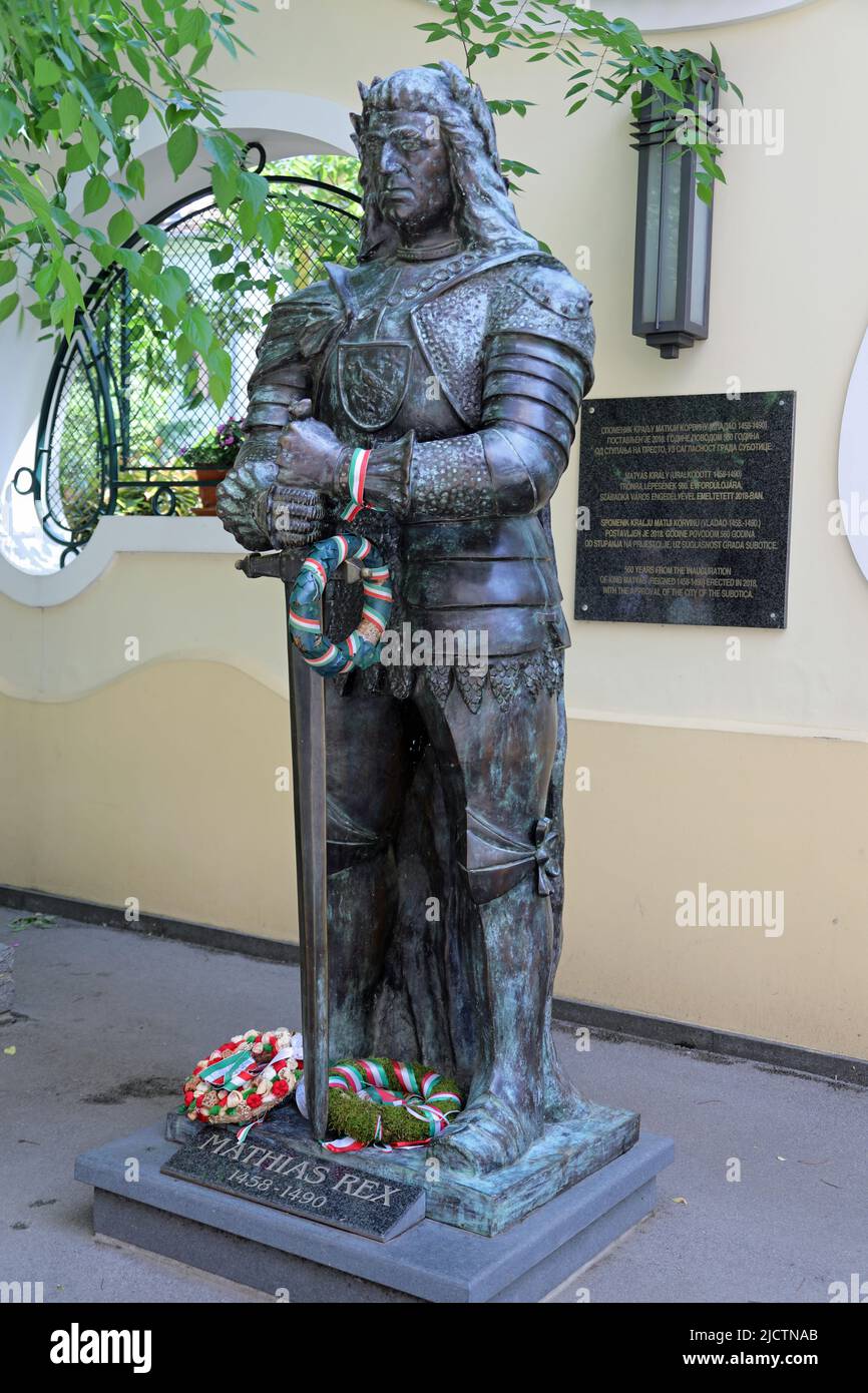 Estatua de Mathias Rex en Subotica Foto de stock