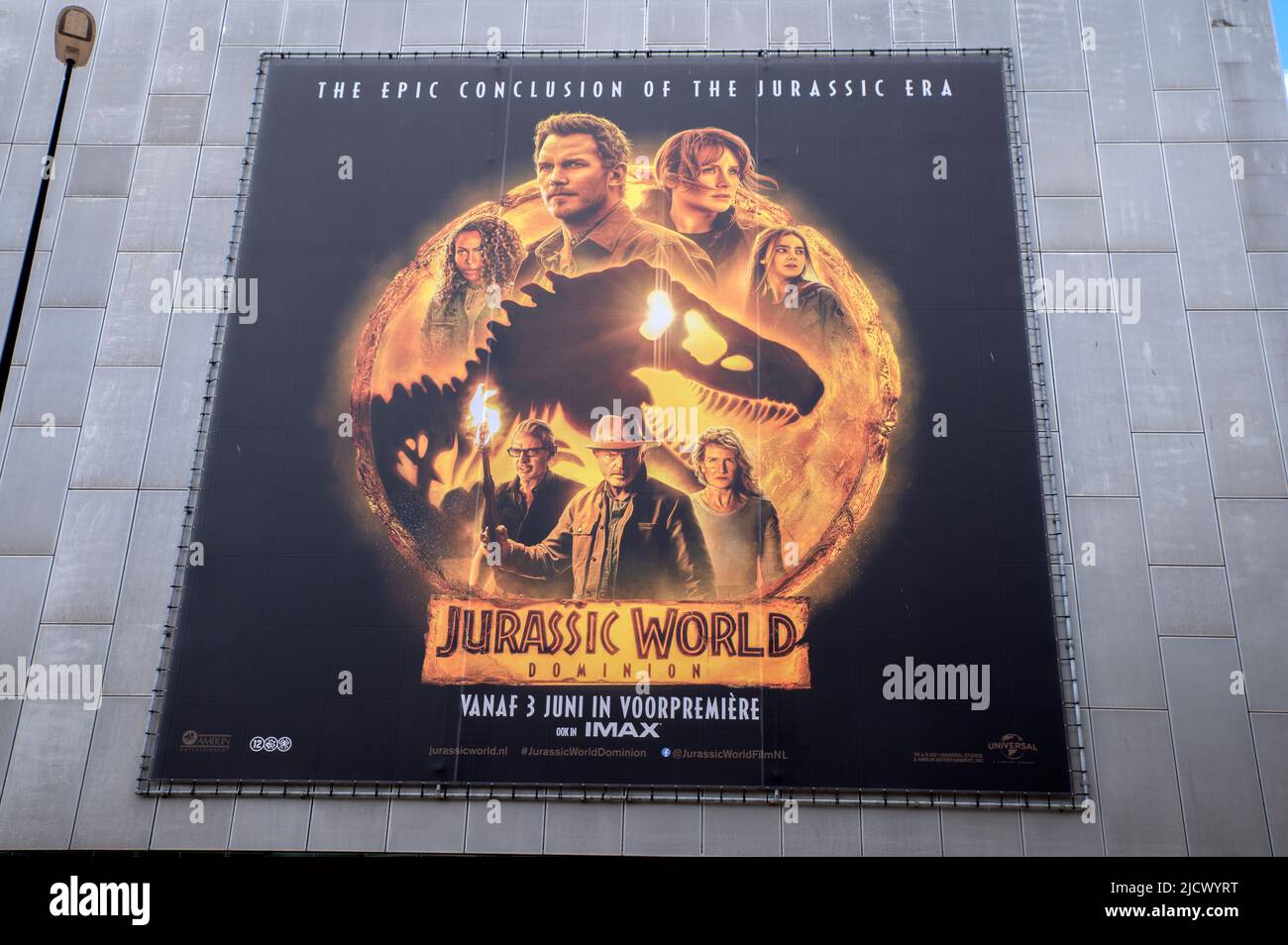 Movie Billboard Jurassic World Dominion en Amsterdam Holanda 13-6-2022 Foto de stock