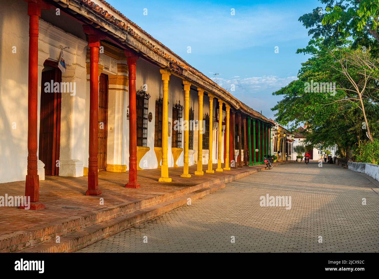 Centro histórico de Mompox, Patrimonio de la Humanidad de la UNESCO, Colombia, Sudamérica Foto de stock