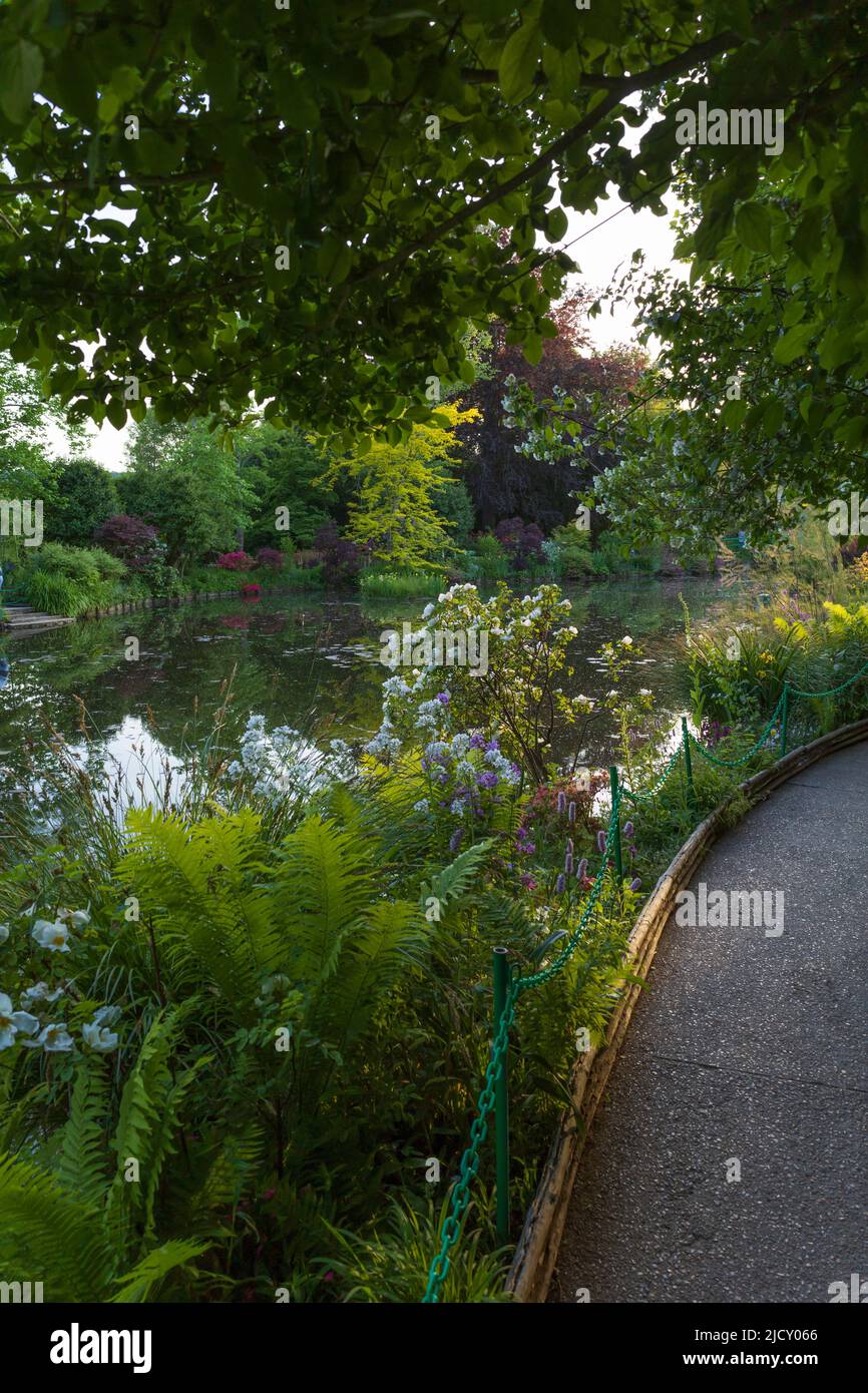 Jardín de agua de Monet, Givery, Normandía, Francia Foto de stock