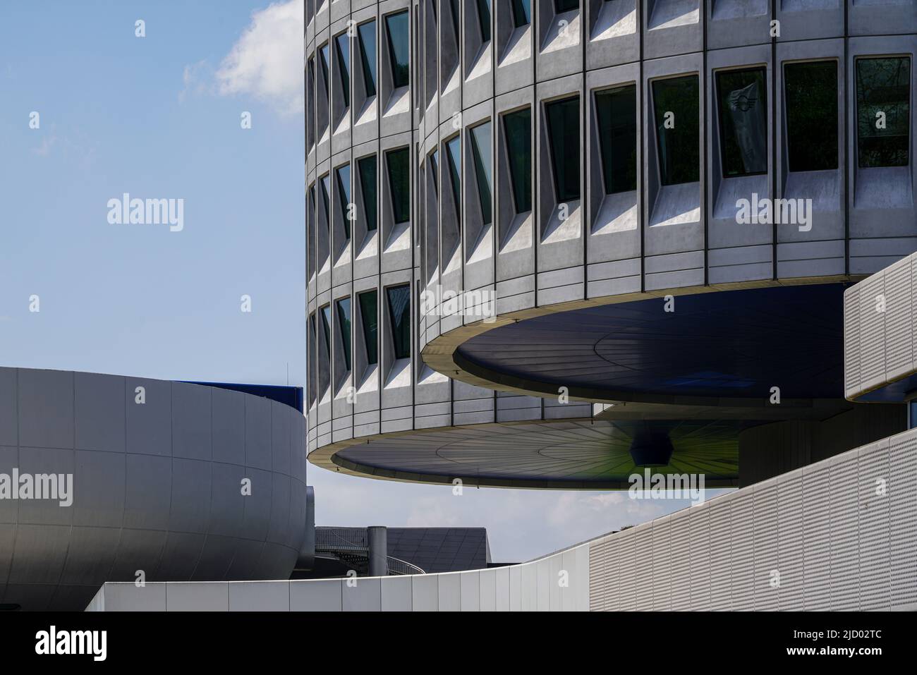 Sede de BMW, Munich, Alemania, 9.5.22 Foto de stock