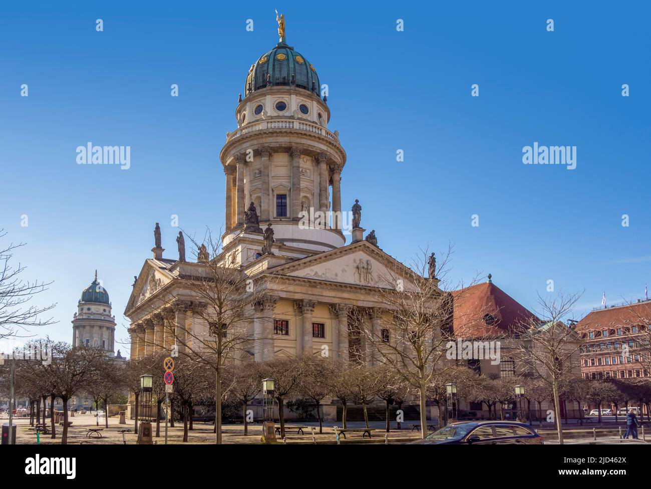 Paisaje alrededor de la Catedral Francesa en Berlín, la capital y la ciudad más grande de Alemania Foto de stock