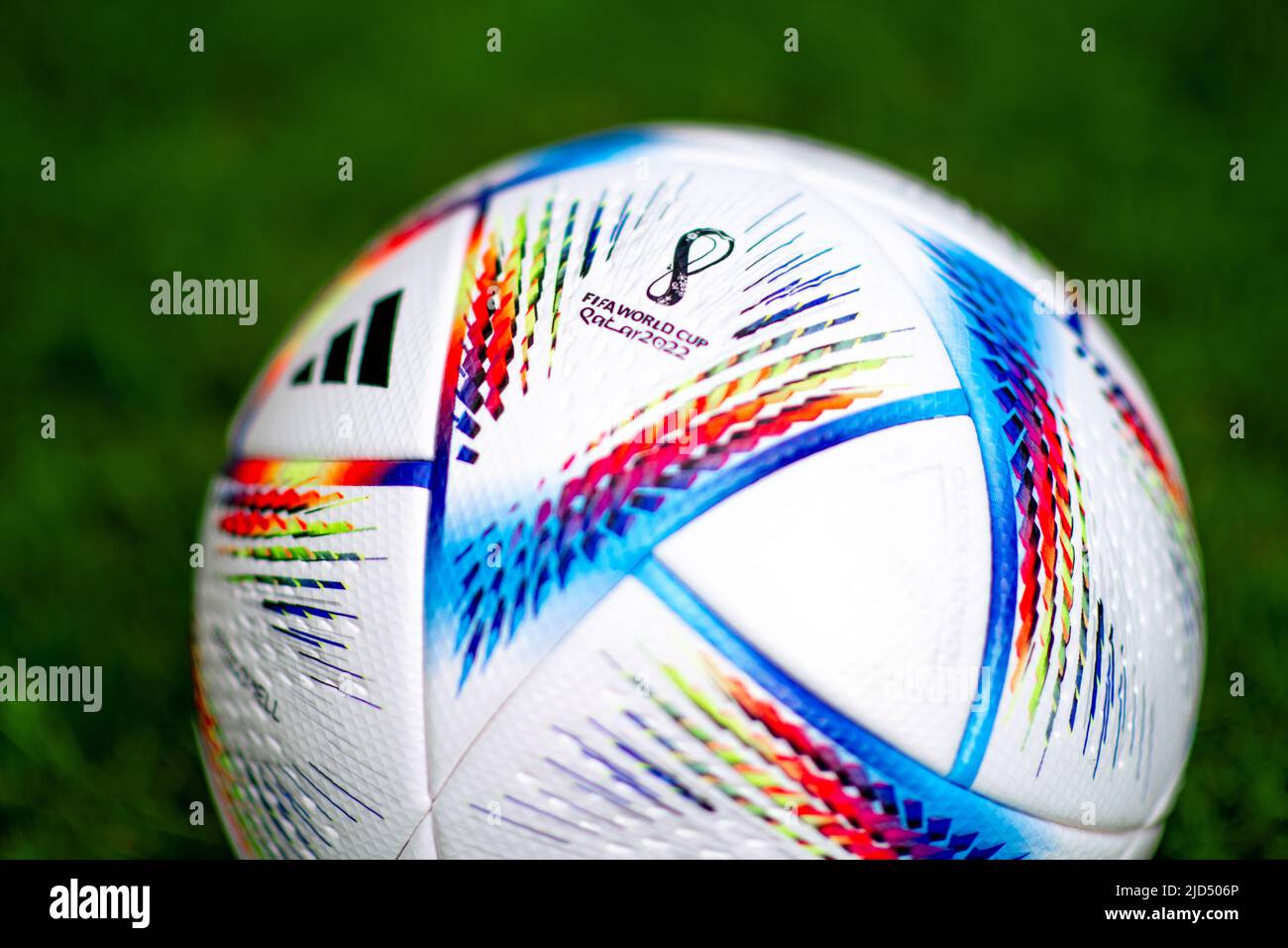 Adidas Qatar 2022 Copa Mundial de la FIFA Al Rihla Balón Oficial del Partido Foto de stock