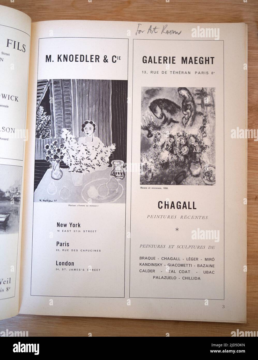 Galerías de arte Publicidad en la vieja revista francesa de arte L'Oeil de los años 1950 Foto de stock