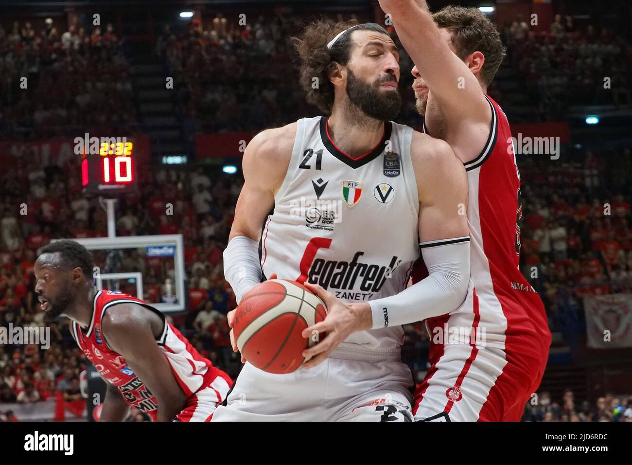 Toko Shengelia (Virtus Segafredo Bologna) durante la final del Campeonato Italiano de Baloncesto 