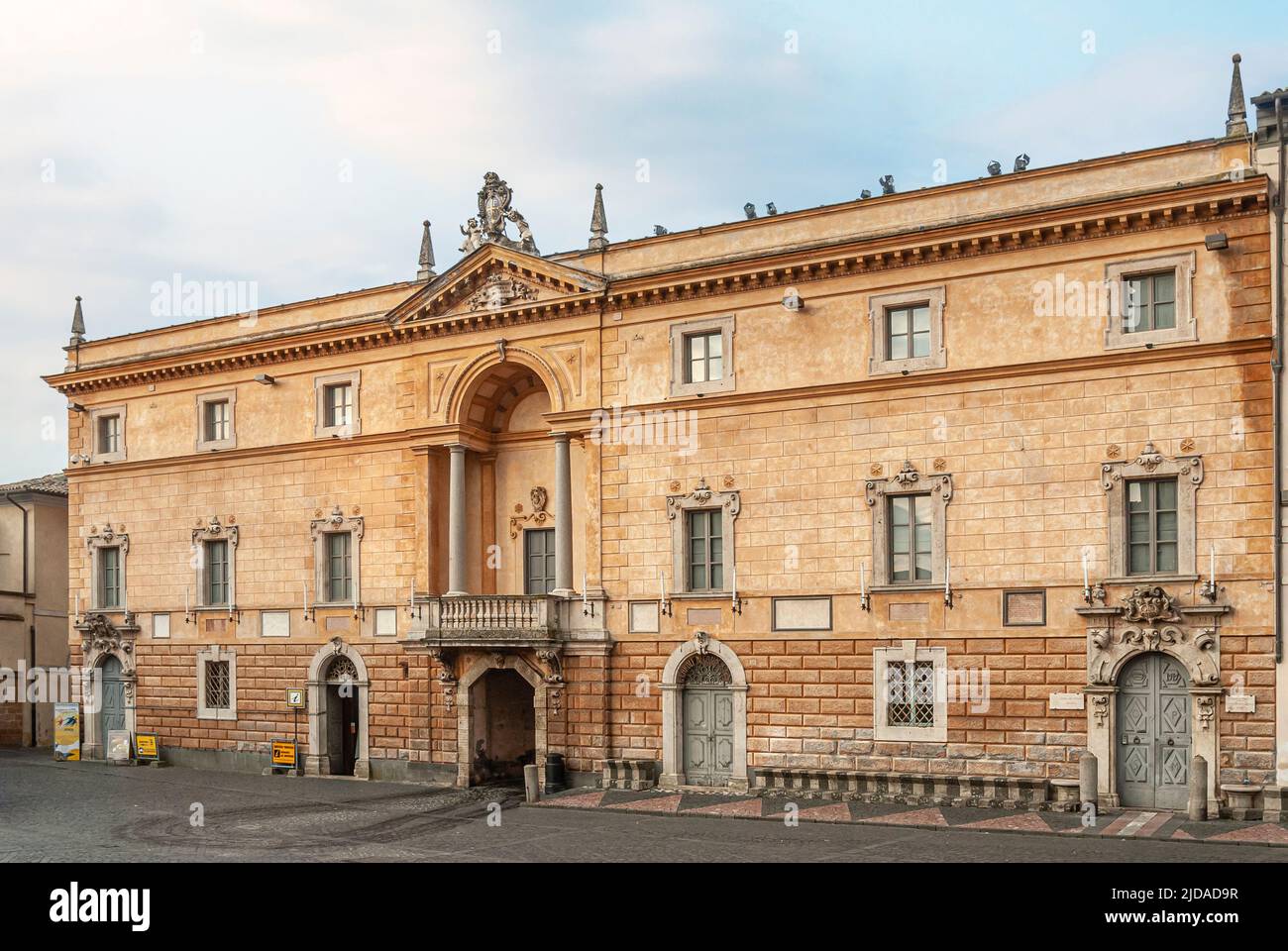 Palazzo Del Capitano Del Popolo en Orvieto, Umbría, Italia Foto de stock