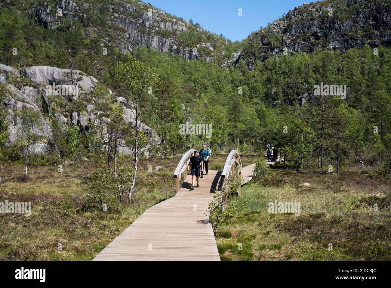 Caminata de Preikestolen, Noruega, Europa Foto de stock