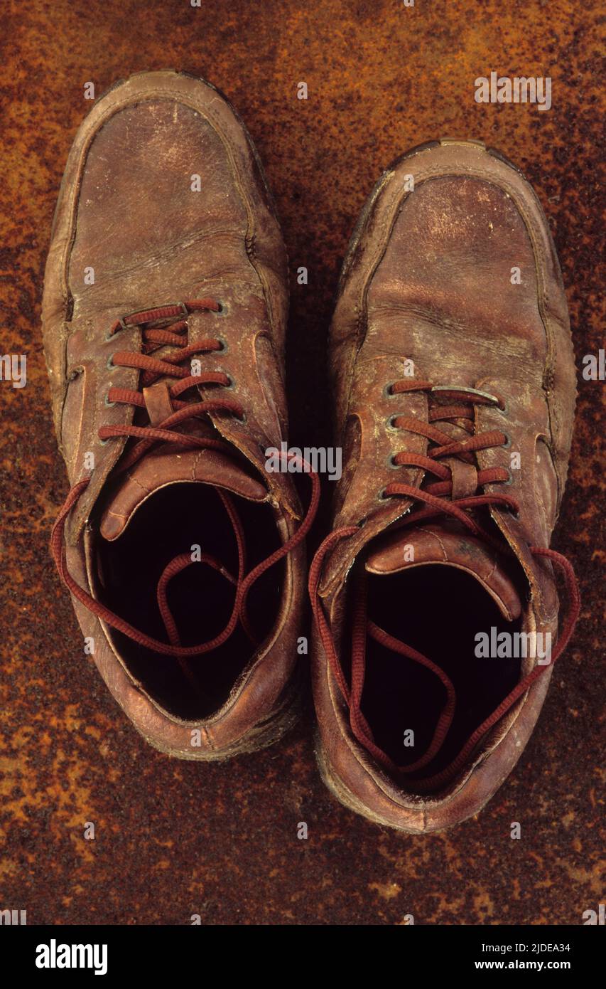 Botas de trabajo pesado fotografías e imágenes de alta resolución - Página  2 - Alamy