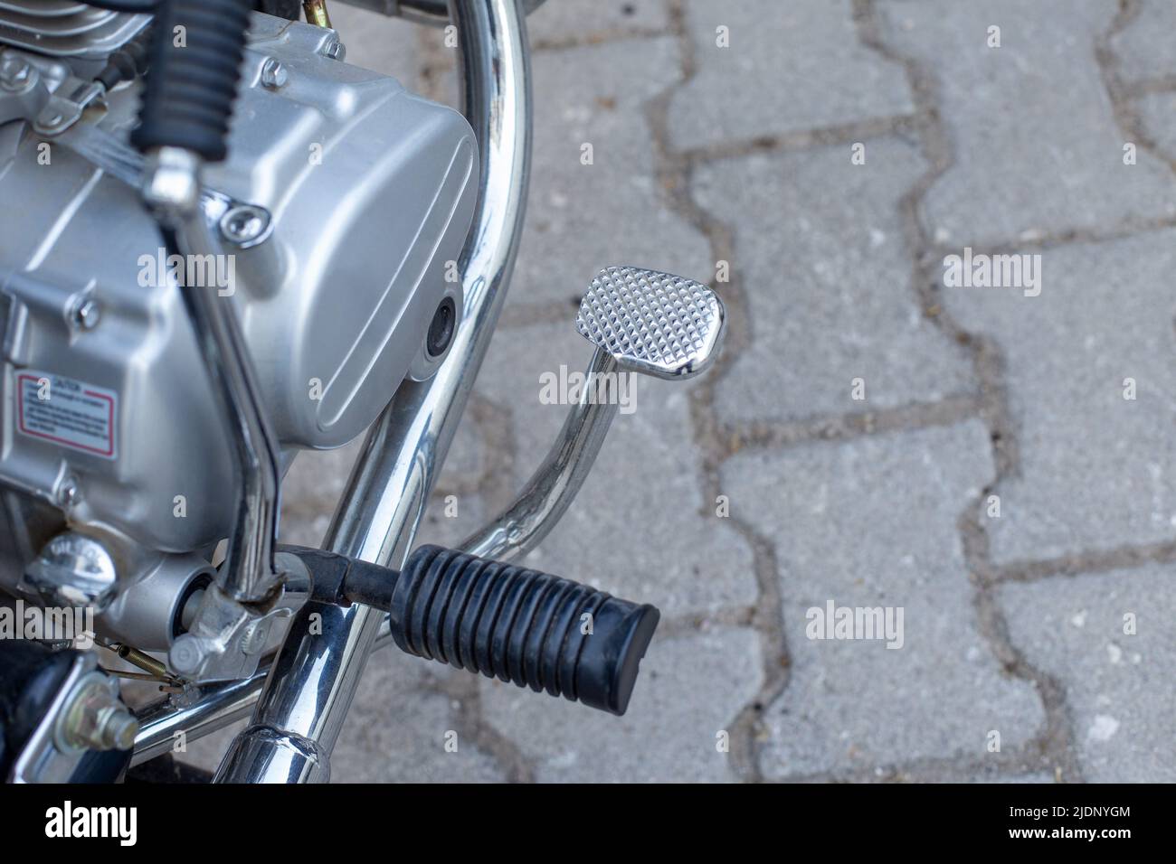 Pedales de moto fotografías e imágenes de alta resolución - Alamy