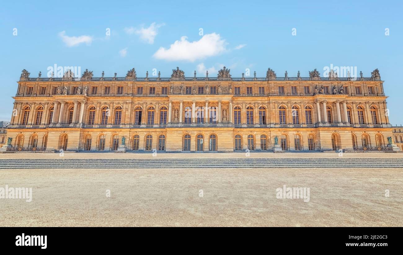 Fachada del Palacio de Versalles, cerca de París, Francia Foto de stock