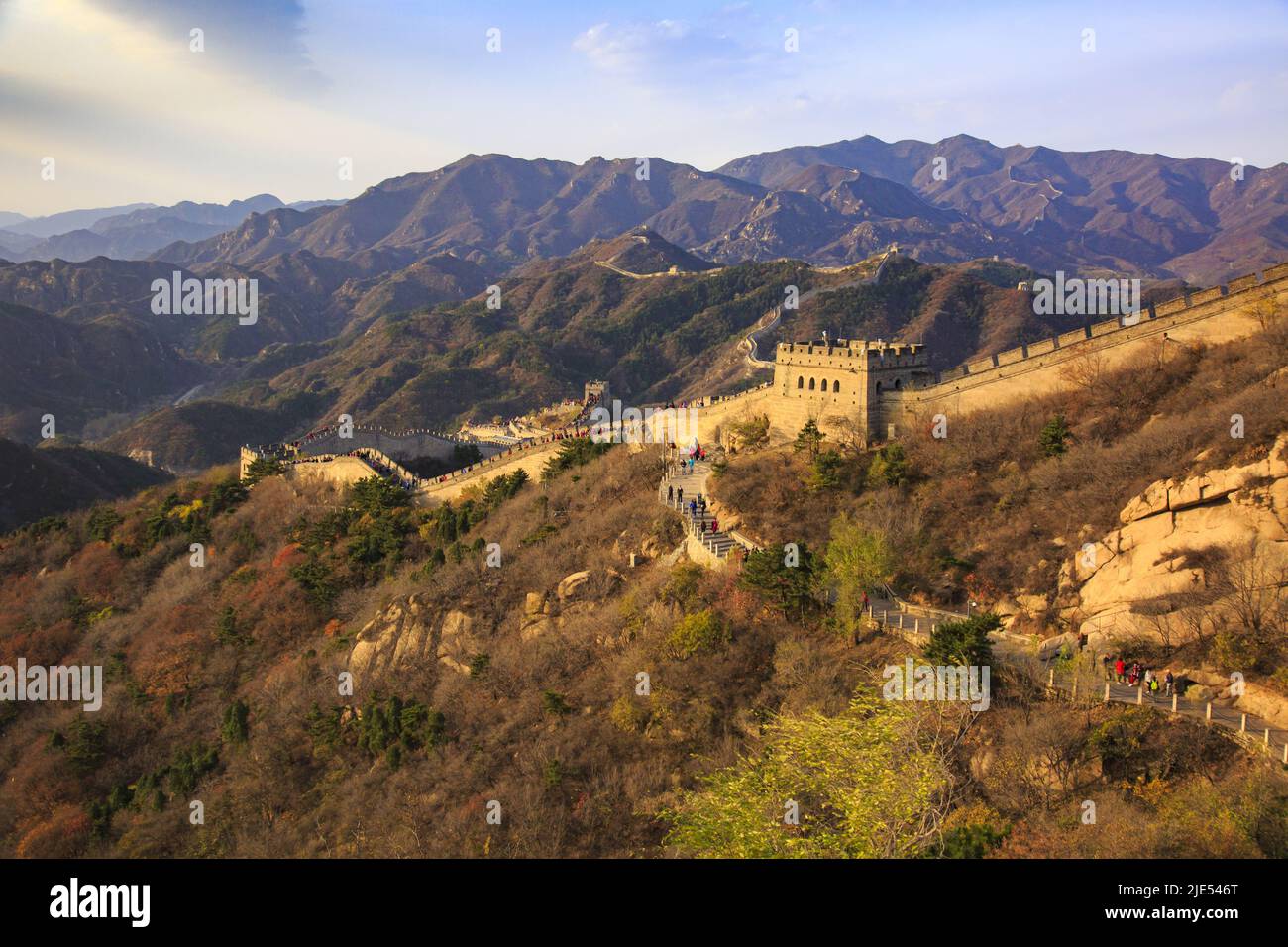 Beijing badaling la Gran Muralla Antiguos edificios torres Foto de stock
