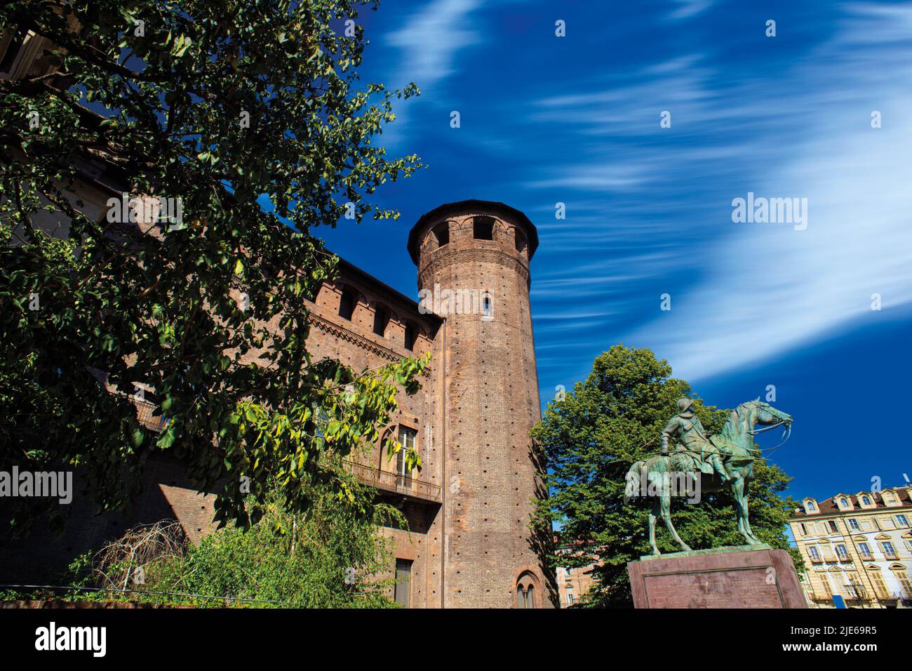 Italia Piamonte Turín Piazza Castello, torre del Palazzo Madama Foto de stock