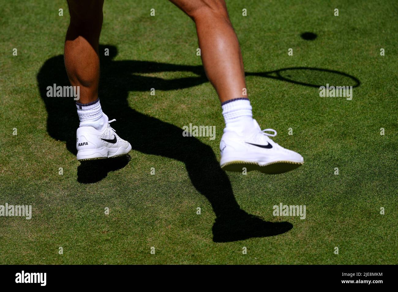 Zapatillas de tenis nike fotografías e imágenes de alta resolución - Página  2 - Alamy