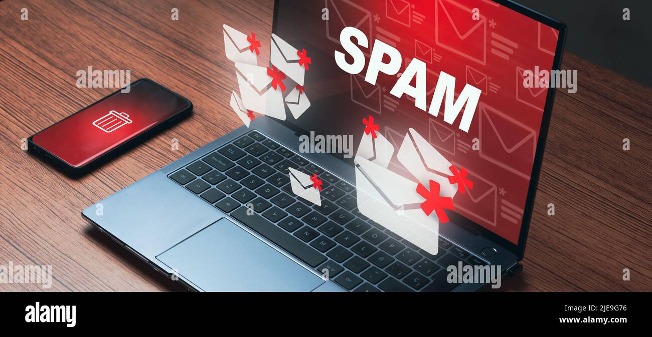 Banner de portátil con correo spam concepto. Tecnología empresarial de la comunicación. Proteja el correo no deseado de la ciberseguridad de Internet. Foto de stock