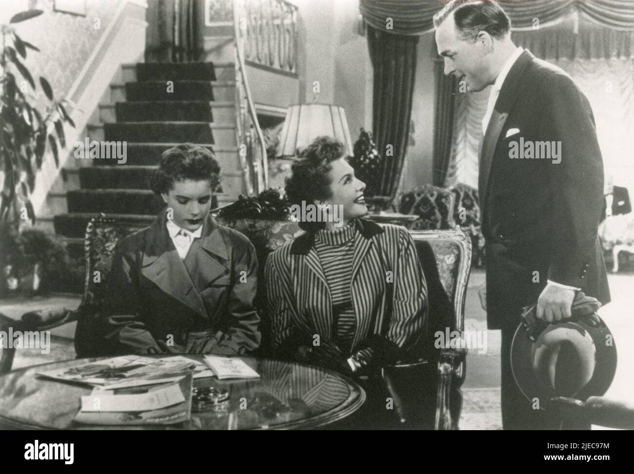 La actriz austriaca Romy Schneider y los actores alemanes Hertha Feiler