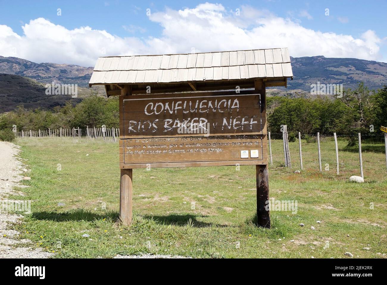 La confluencia de los ríos Baker y Nef, Patagonia, Chile. El río Baker