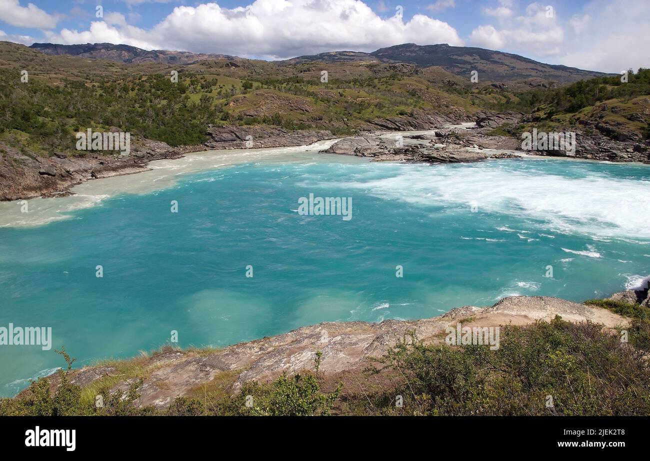 La confluencia de los ríos Baker y Nef, Patagonia, Chile. El río Baker
