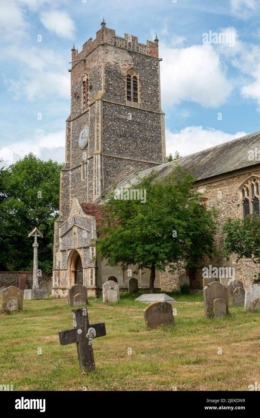 St Michael's Church, Tunstall, Suffolk, Reino Unido Foto de stock